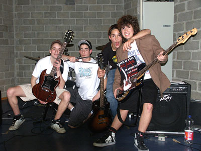 Le groupe SuperParadox sur la scène de l'Atelier (MJC)